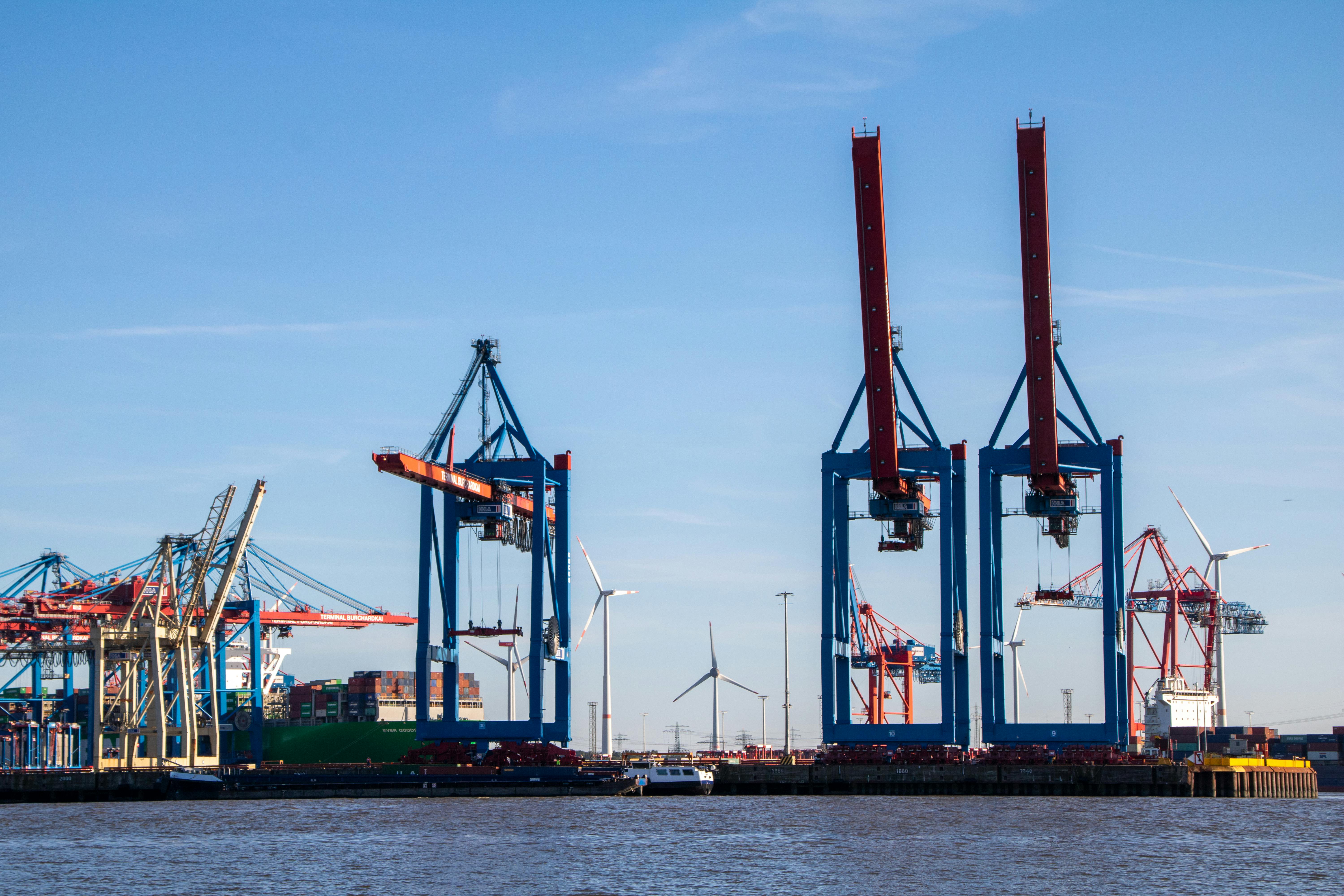 Hamburger Hafen – Kanzlei Wolfgang Steen